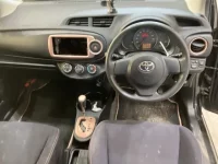 Toyota VITZ лот № 20253 оценка 3.5  с аукциона в Японии 3