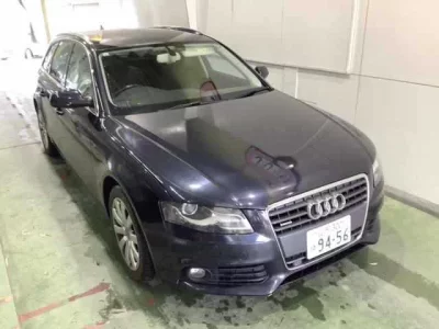 Audi A4  с аукциона в Японии