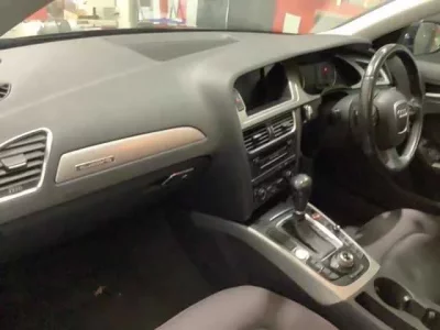 Audi A4  с аукциона в Японии