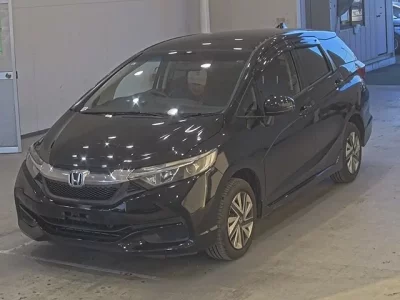 Honda SHUTTLE  с аукциона в Японии