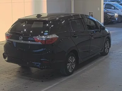 Honda SHUTTLE  с аукциона в Японии