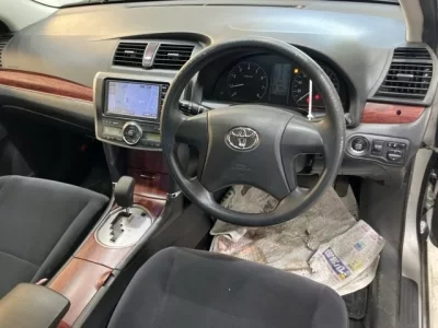 Toyota ALLION  с аукциона в Японии