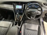 Toyota HARRIER лот № 20275 оценка 3.5  с аукциона в Японии 3