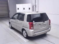 Toyota RAUM лот № 70030 оценка 3.5  с аукциона в Японии 1