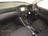 Toyota KLUGER лот № 30006 оценка 3.5  с аукциона в Японии 3