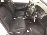 Toyota KLUGER лот № 30006 оценка 3.5  с аукциона в Японии 4