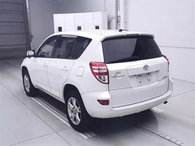 Toyota RAV4  с аукциона в Японии