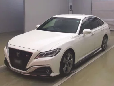 Toyota CROWN  с аукциона в Японии