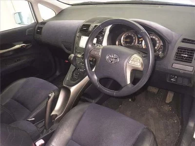 Toyota BLADE  с аукциона в Японии