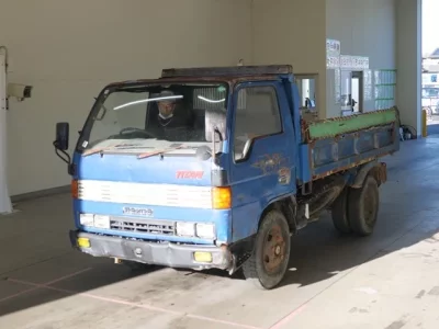 Mazda TITAN  с аукциона в Японии