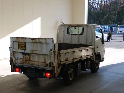 Isuzu ELF  с аукциона в Японии