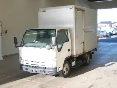 Isuzu ELF  с аукциона в Японии