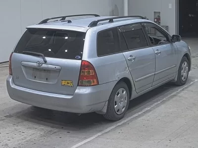 Toyota COROLLA FIELDER  с аукциона в Японии
