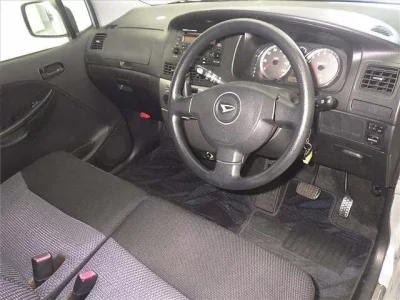 Daihatsu MOVE  с аукциона в Японии