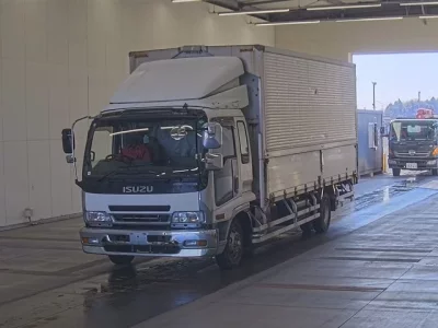 Isuzu FORWARD  с аукциона в Японии