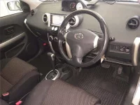 Toyota IST лот № 70116 оценка 3.5  с аукциона в Японии 2