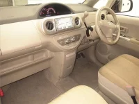 Toyota PORTE лот № 70115 оценка 3.5  с аукциона в Японии 3