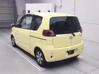 Toyota PORTE лот № 70115 оценка 3.5  с аукциона в Японии 1