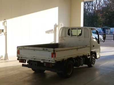 Isuzu ELF  с аукциона в Японии