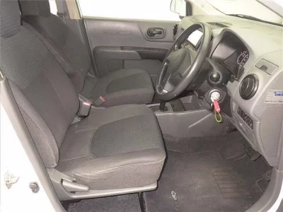 Mitsubishi LANCER VAN