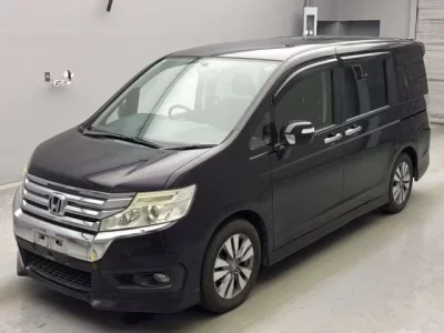 Honda STEP WAGON  с аукциона в Японии