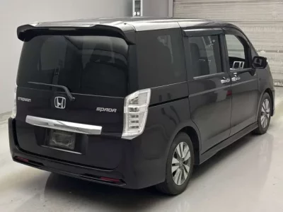 Honda STEP WAGON  с аукциона в Японии