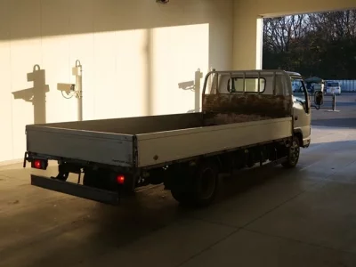 Isuzu ELF  с аукциона в Японии