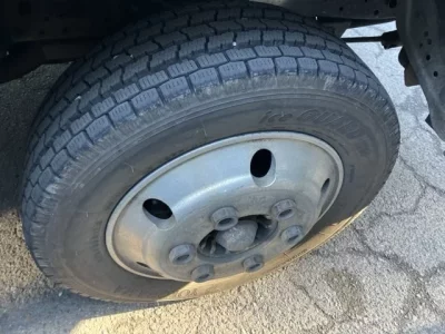 Isuzu ELF  с аукциона в Японии