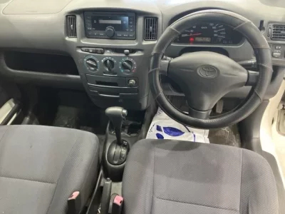 Toyota PROBOX  с аукциона в Японии