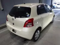 Toyota VITZ лот № 1008 оценка   с аукциона в Японии 1