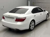 Lexus LS лот № 10002 оценка R  с аукциона в Японии 1