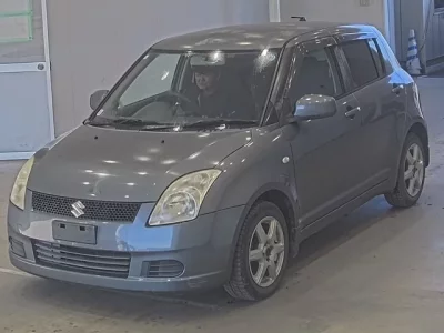 Suzuki SWIFT  с аукциона в Японии