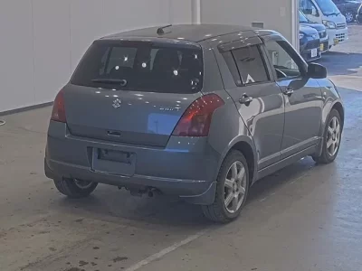 Suzuki SWIFT  с аукциона в Японии