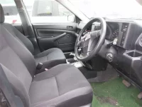 Toyota SUCCEED лот № 70171 оценка ***  с аукциона в Японии 3