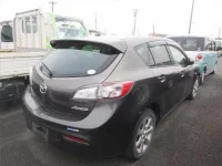 Mazda AXELA лот № 70172 оценка ***  с аукциона в Японии 6