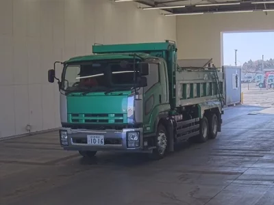 Isuzu FORWARD  с аукциона в Японии