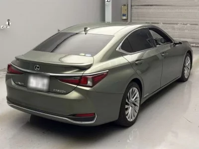 Lexus ES  с аукциона в Японии