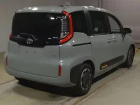 Toyota SIENTA лот № 2112 оценка 5  с аукциона в Японии 1