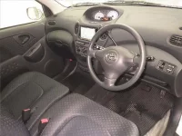 Toyota FUNCARGO лот № 70198 оценка R  с аукциона в Японии 2