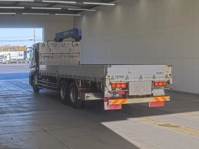 Nissan QUON  с аукциона в Японии