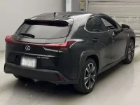 Lexus UX лот № 10029 оценка RA  с аукциона в Японии 1