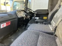 Isuzu FORWARD лот № 3260 оценка 3  с аукциона в Японии 4