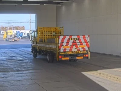 Isuzu FORWARD  с аукциона в Японии