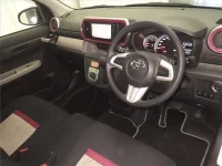 Toyota PASSO лот № 70255 оценка 3.5  с аукциона в Японии 2