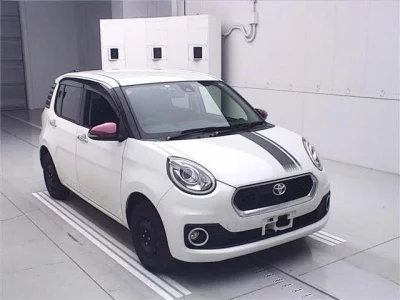 Toyota PASSO  с аукциона в Японии