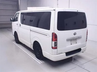Toyota REGIUS ACE VAN  с аукциона в Японии
