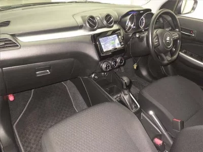 Suzuki SWIFT  с аукциона в Японии