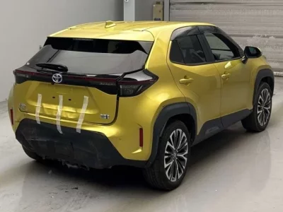 Toyota YARIS CROSS  с аукциона в Японии