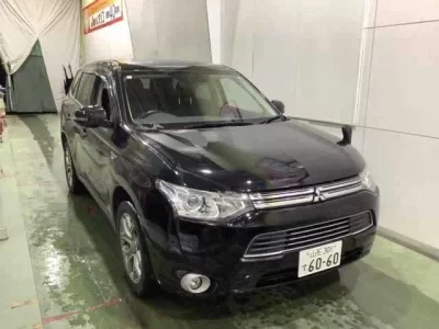Mitsubishi OUTLANDER PHEV