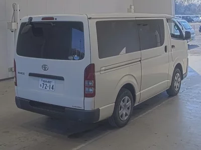 Toyota HIACE VAN